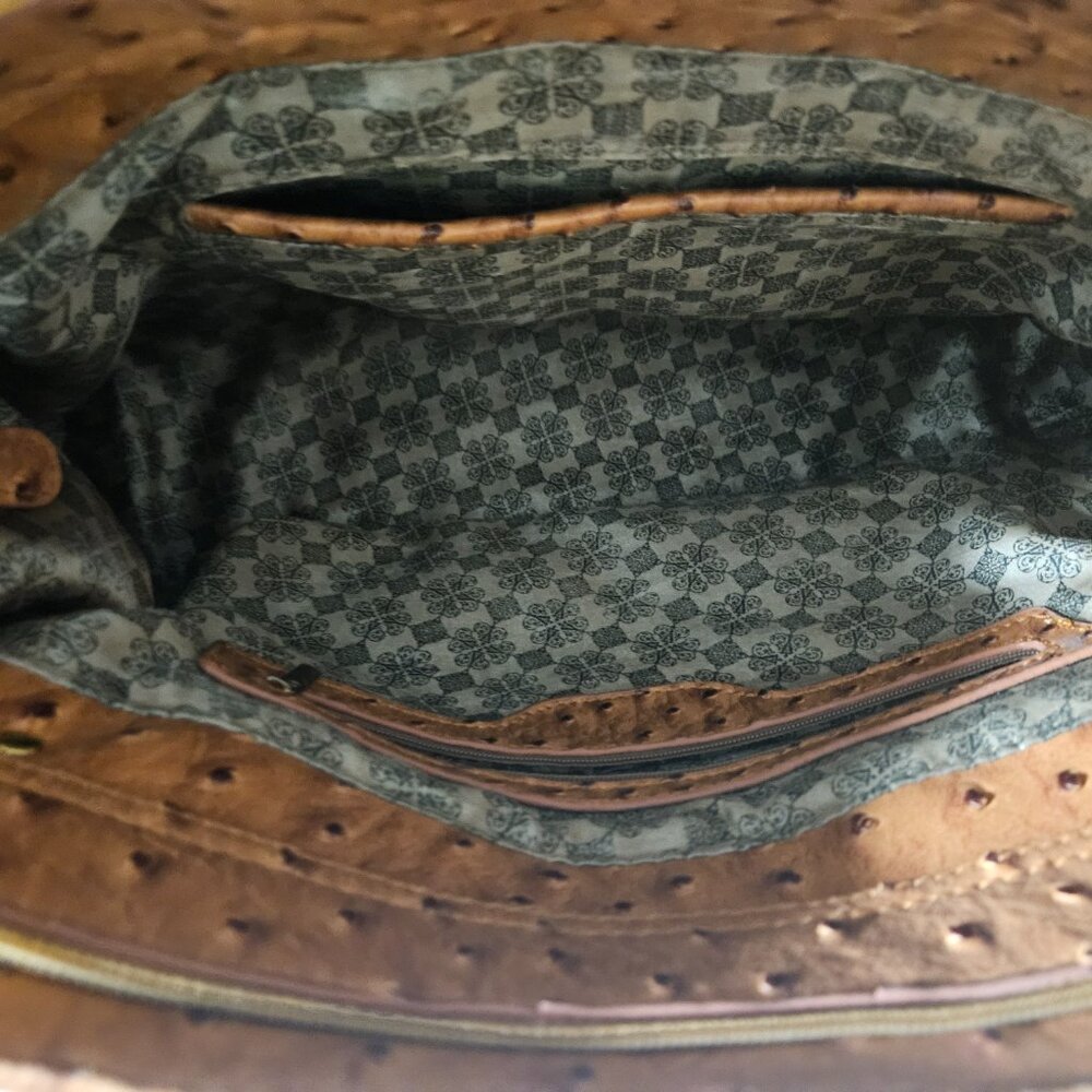 Large Ostrich Designer Inspired Bag 👜 - Picture 5 of 9